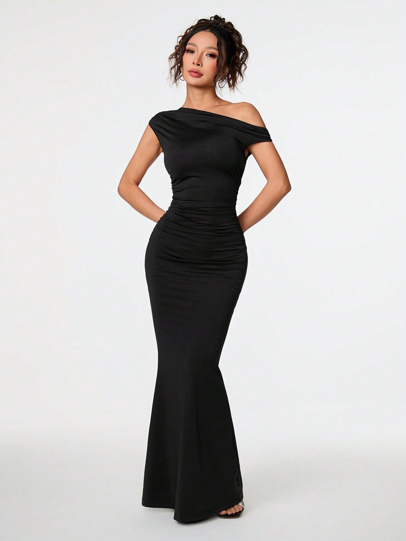 Off-shoulder Slant-neck Black Evening Gown Maxi Dress