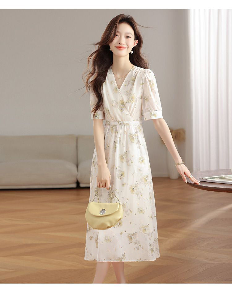 V-neck Puffed-sleeve Patchwork Printed Midi Dress