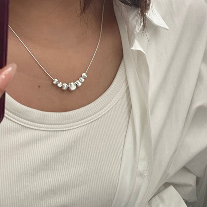 Stylish And Minimalist Design Women&