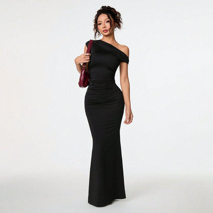 Off-shoulder Slant-neck Black Evening Gown Maxi Dress